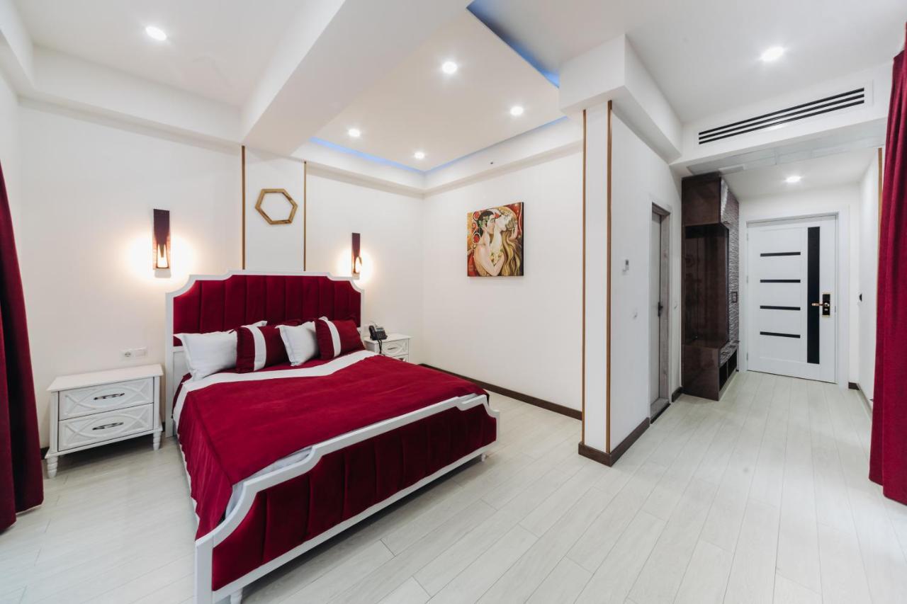 Luxin Hotel Tbilisi ภายนอก รูปภาพ