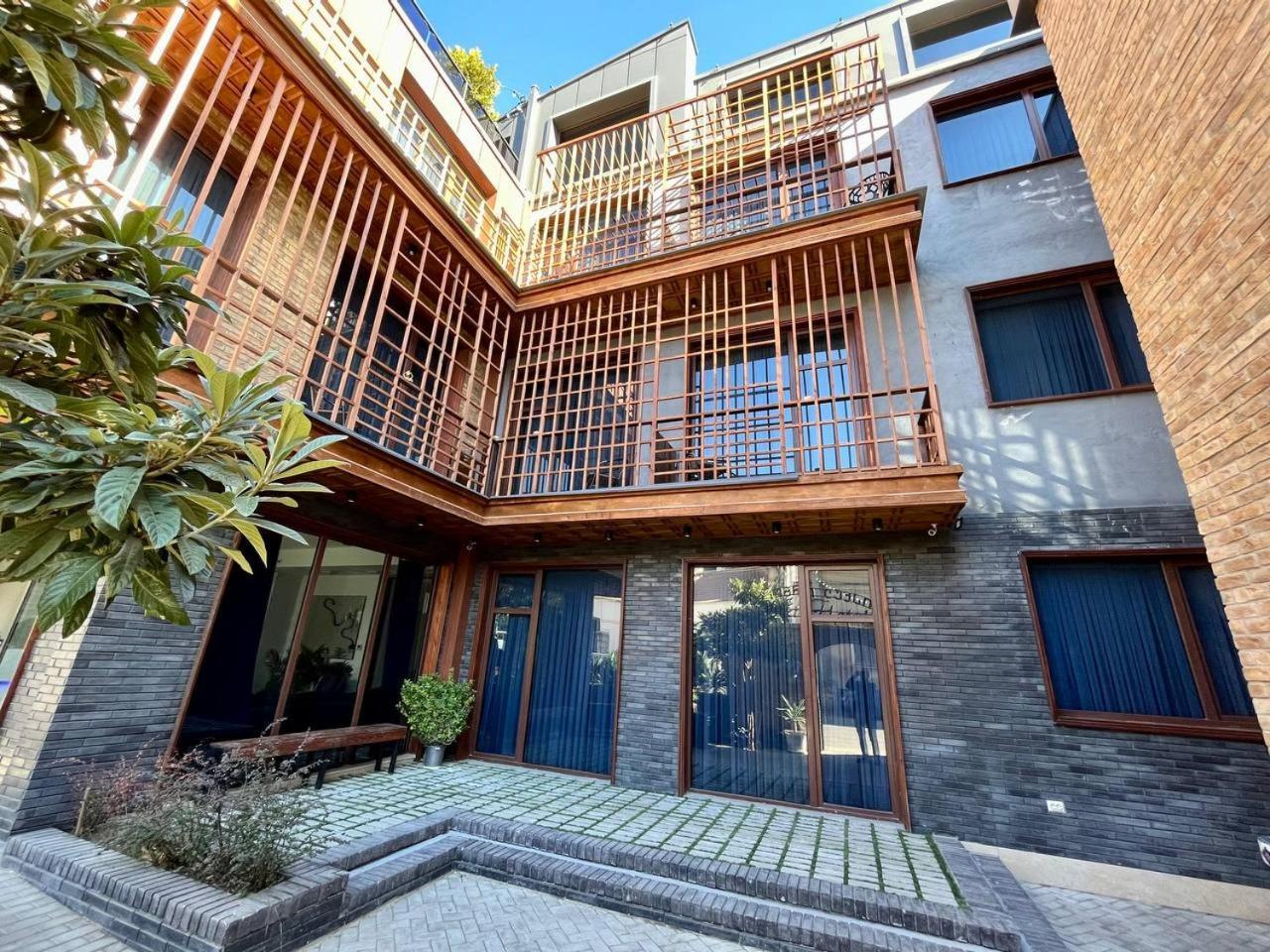 Luxin Hotel Tbilisi ภายนอก รูปภาพ