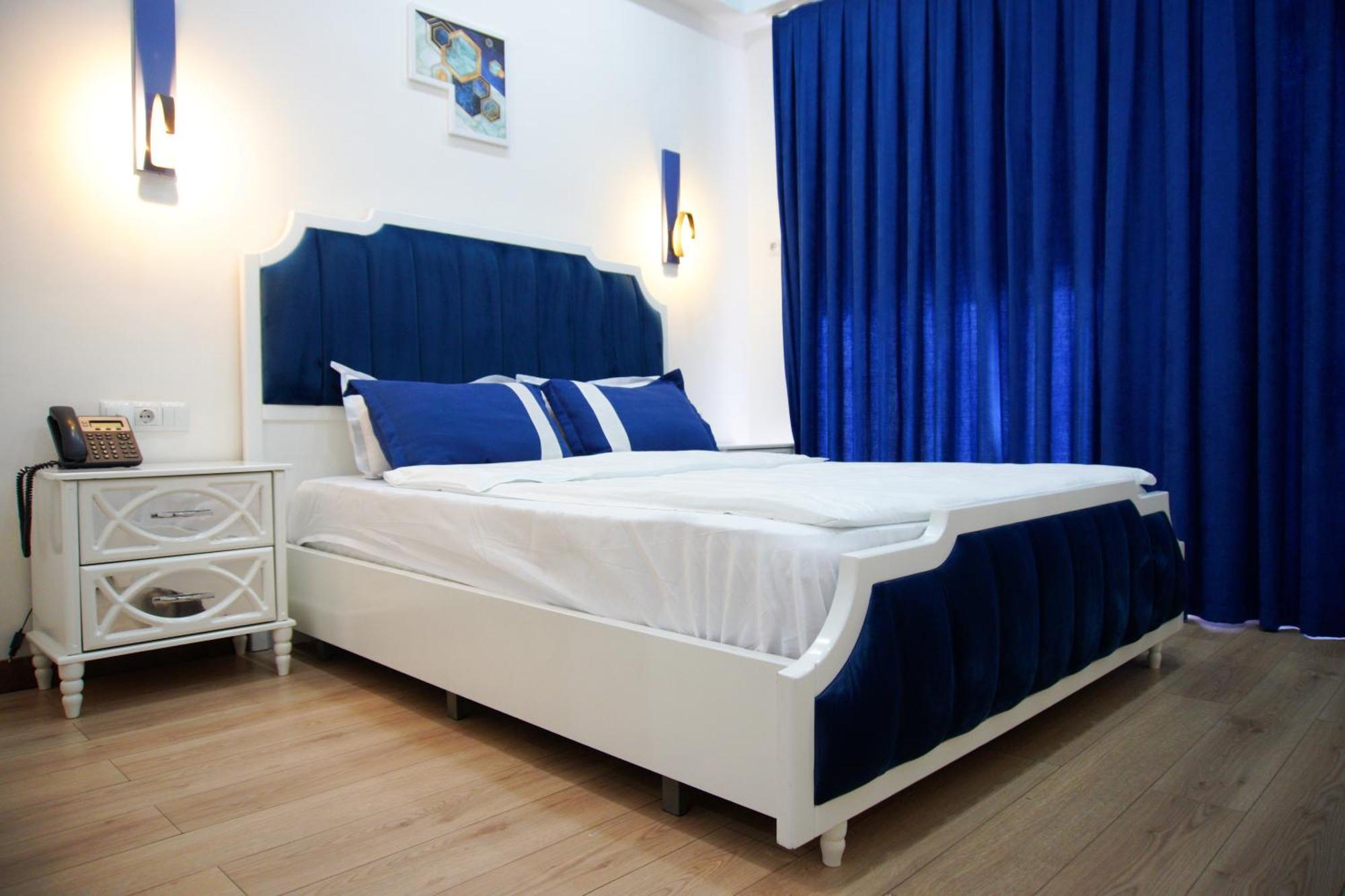 Luxin Hotel Tbilisi ภายนอก รูปภาพ