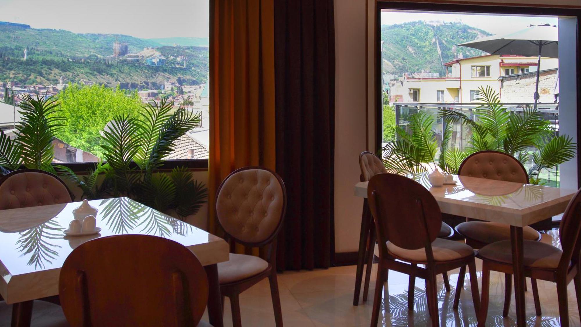 Luxin Hotel Tbilisi ภายนอก รูปภาพ